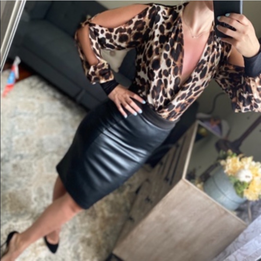 Faux leather Pencil Skirt